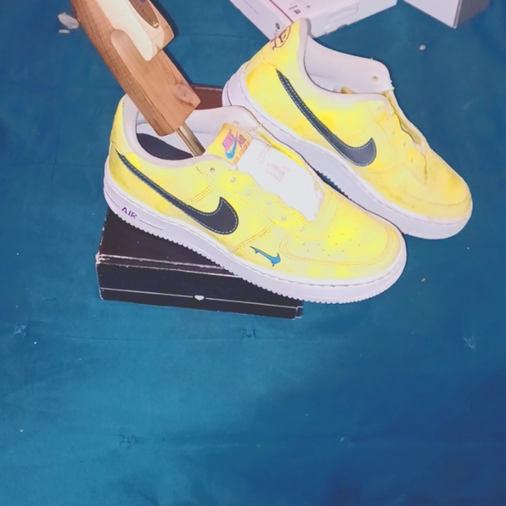 Nike Air Force Ones custom airbrush